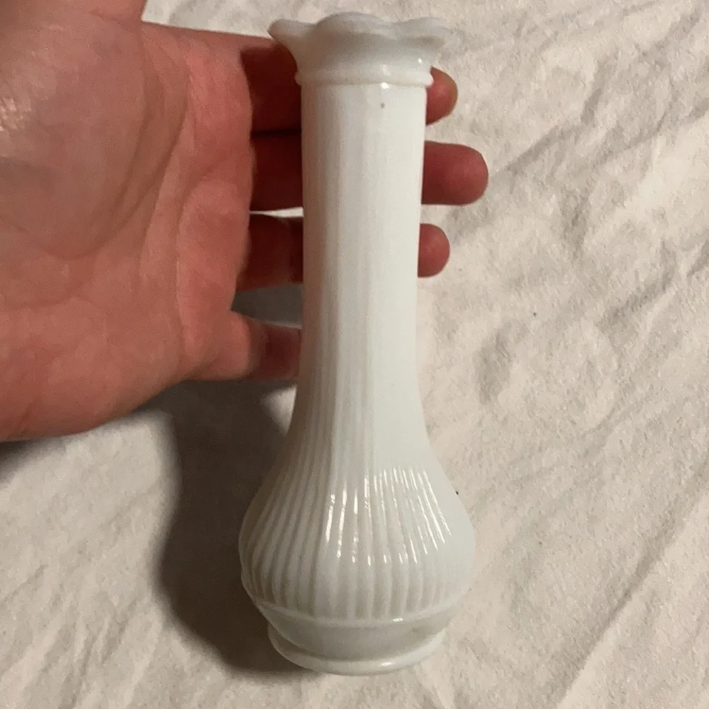 Vintage 2 Randall Glass Vases -White-EUC - Picture 13 of 13